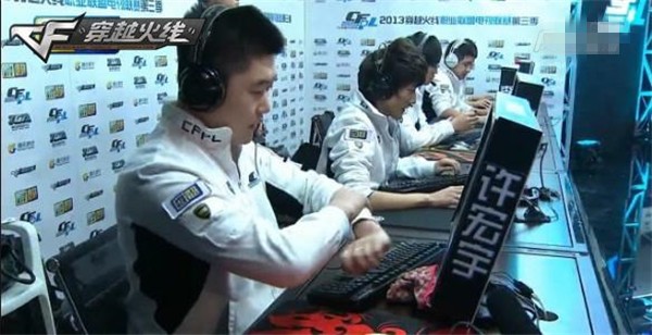 戴维斯因脚 戴维斯因脚